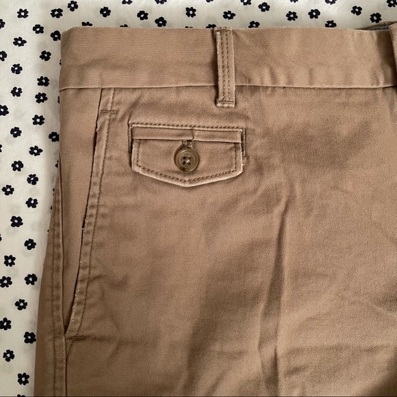 Banana Republic Cuffed Shorts - Picture 4 of 5